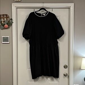 Elegant Black Dress with Pearl Detail